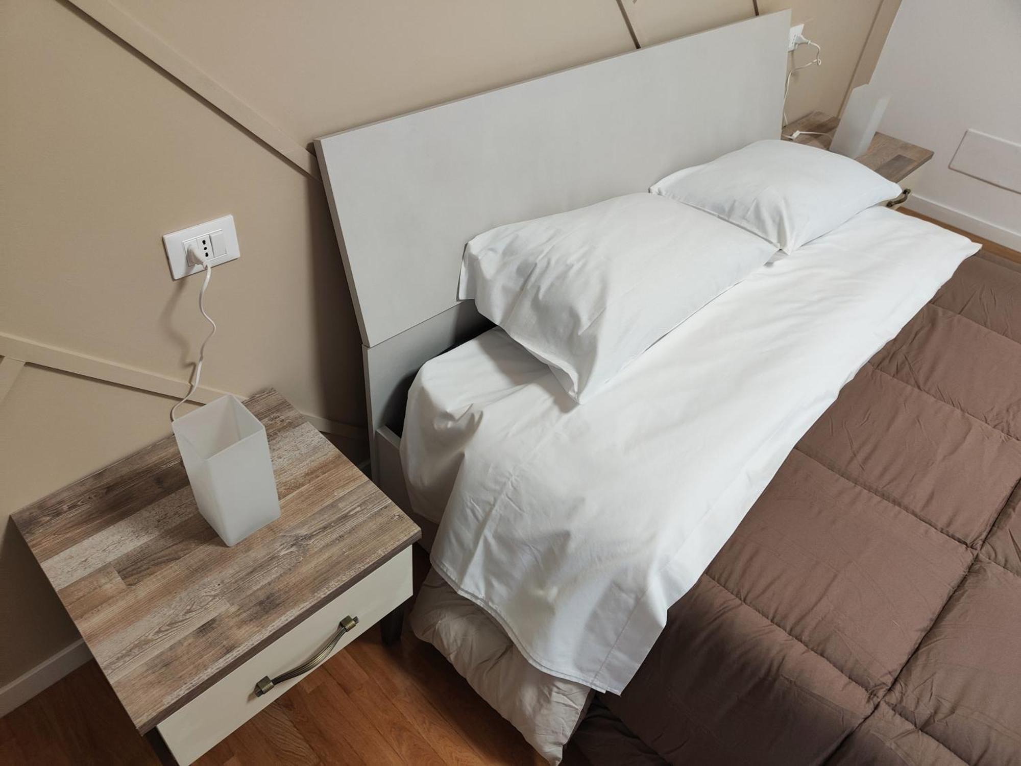 Bastia Home Appartamento Бастия Умбра Екстериор снимка