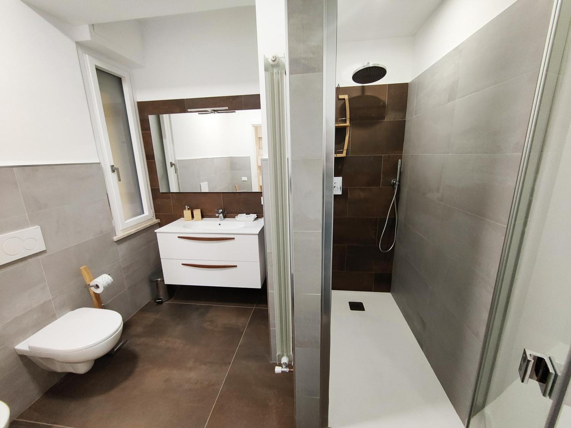 Bastia Home Appartamento Бастия Умбра Екстериор снимка